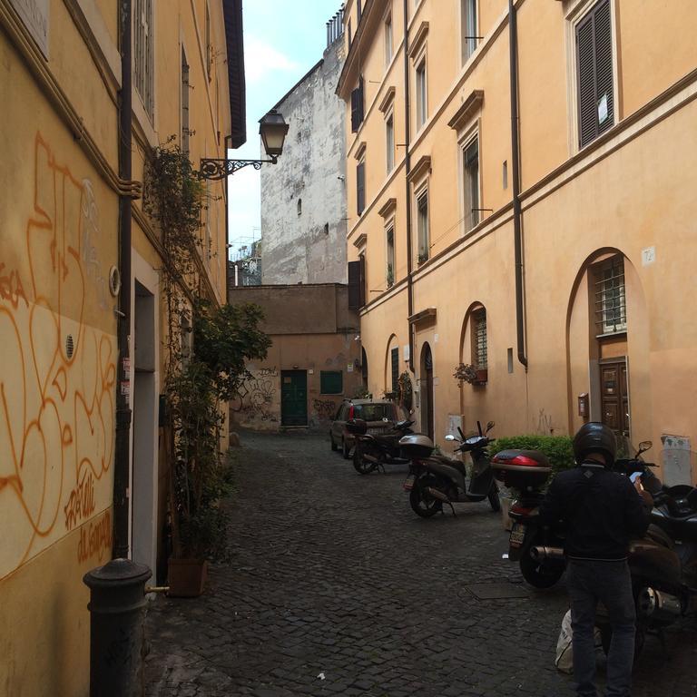 Casa Tua A Monti Apartment Roma Ngoại thất bức ảnh
