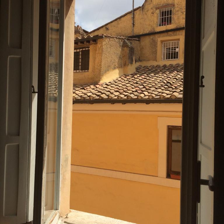 Casa Tua A Monti Apartment Roma Phòng bức ảnh