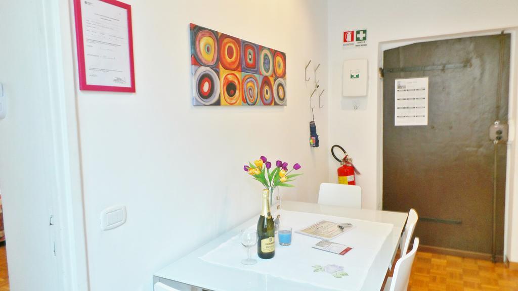 Casa Tua A Monti Apartment Roma Ngoại thất bức ảnh